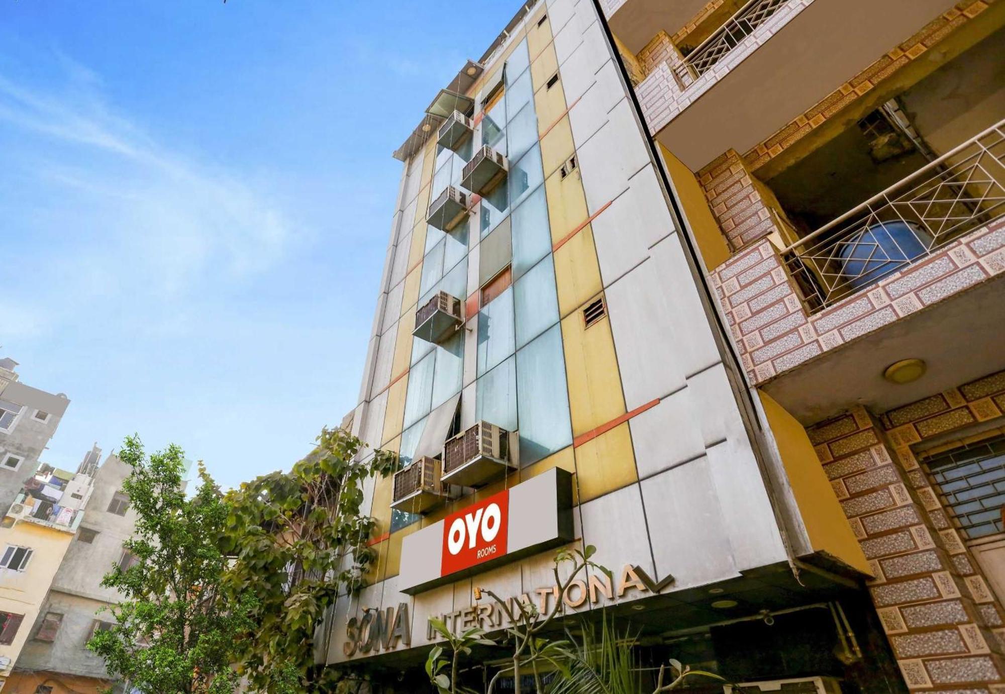 Hotel Live On Del1739 New Delhi