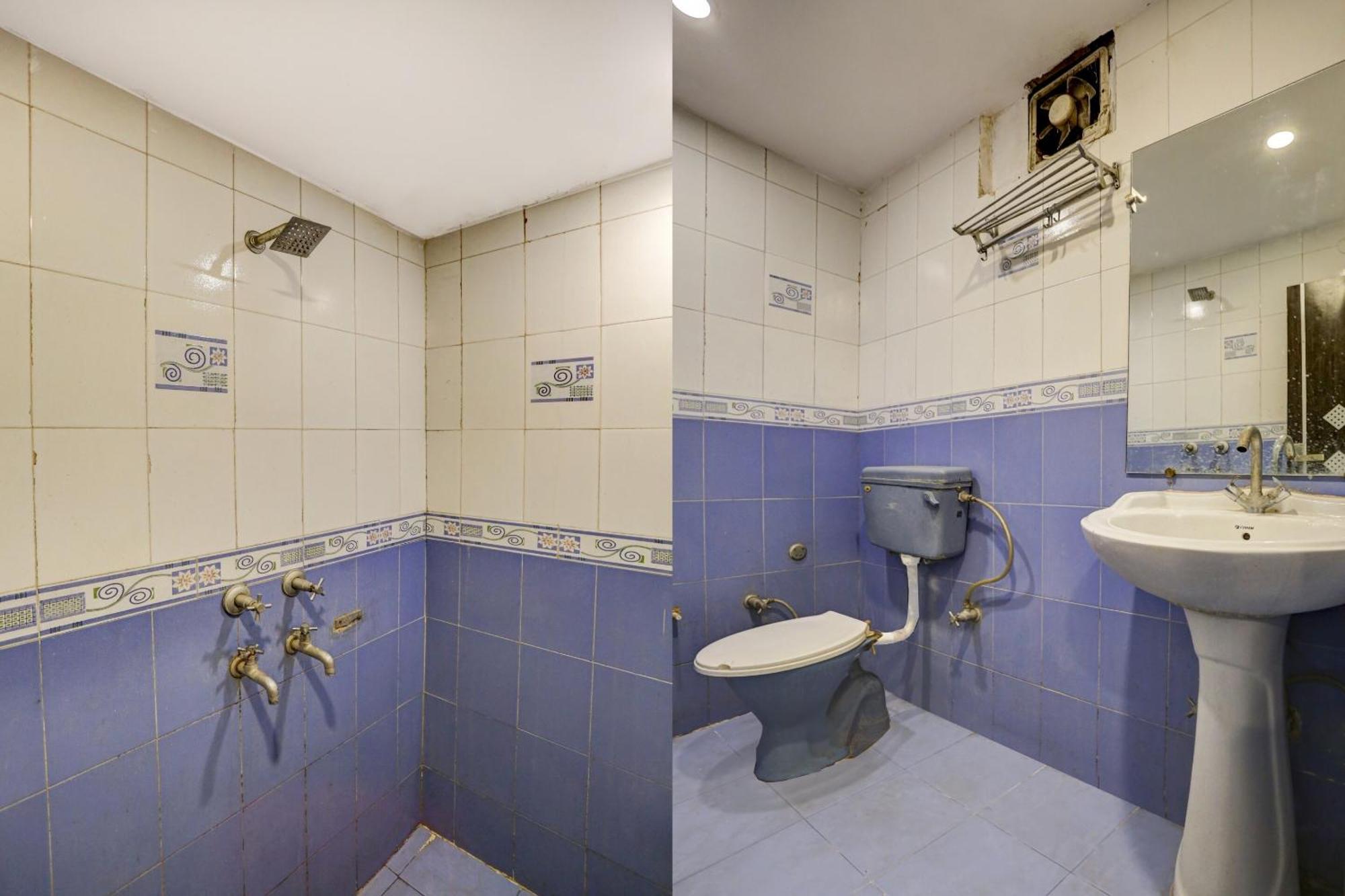 Hotel Live On Del1739 New Delhi